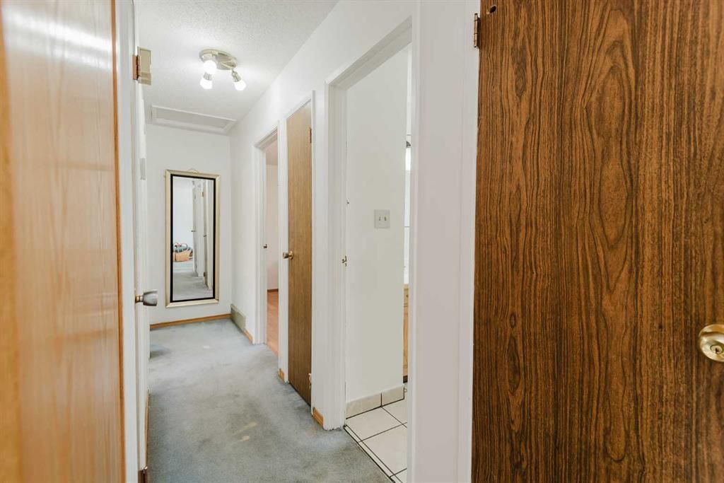 9205 111 Avenue  - Photo 16