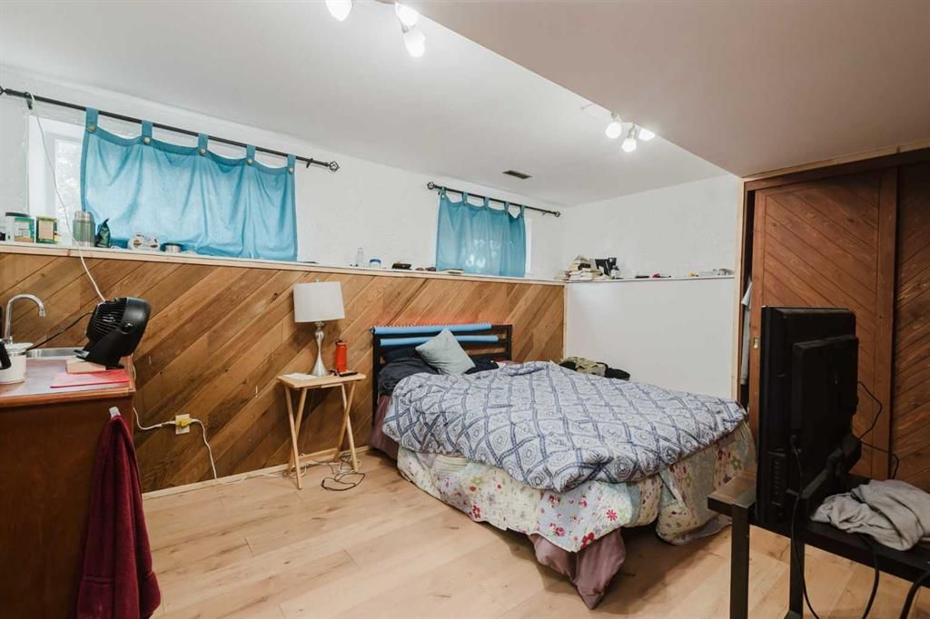 9205 111 Avenue  - Photo 27