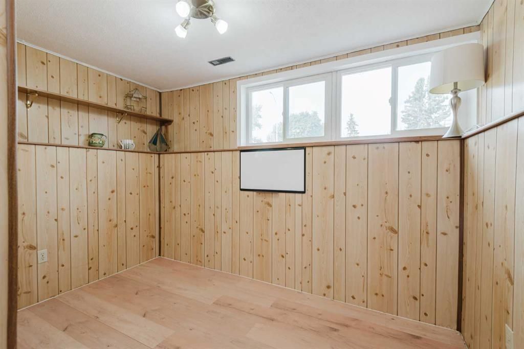9205 111 Avenue  - Photo 29