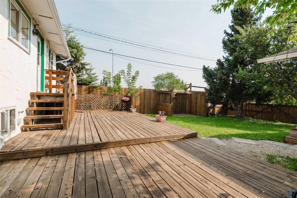 9205 111 Avenue  - Photo 32