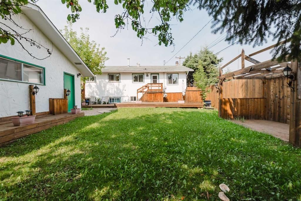 9205 111 Avenue  - Photo 35