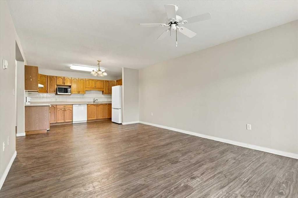 212, 9111 104 Avenue  - Photo 9