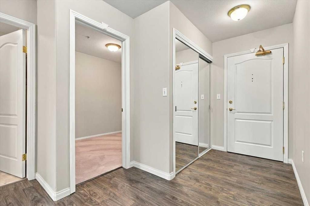 212, 9111 104 Avenue - Photo 4