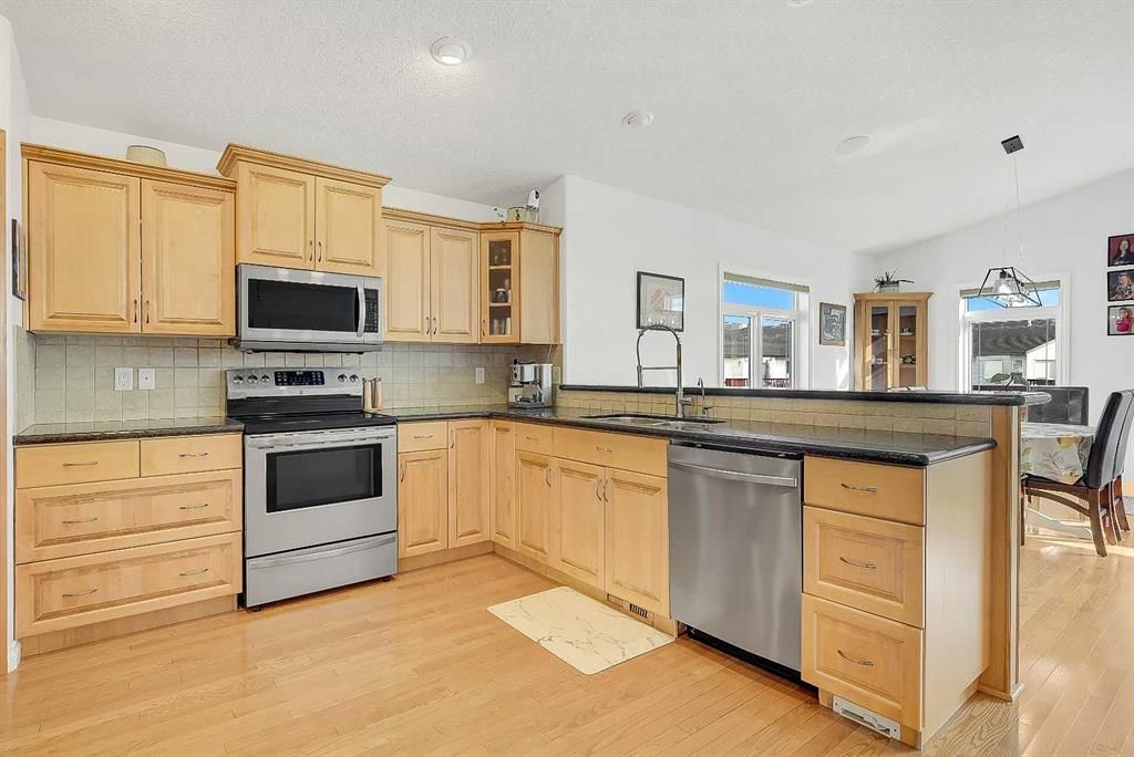 9206 128 Avenue  - Photo 3