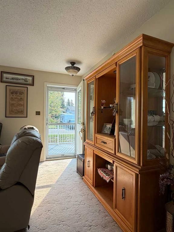 607 6 Avenue  - Photo 10