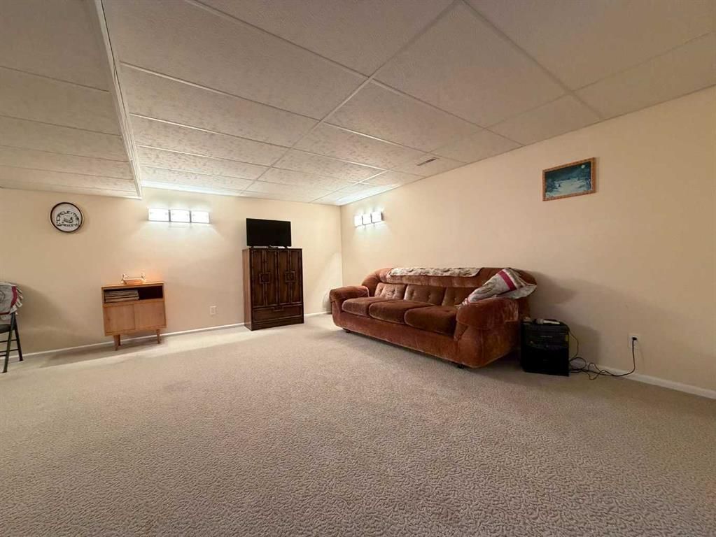 607 6 Avenue  - Photo 22
