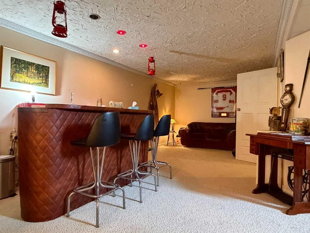 607 6 Avenue  - Photo 26