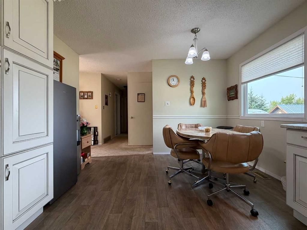 607 6 Avenue  - Photo 8