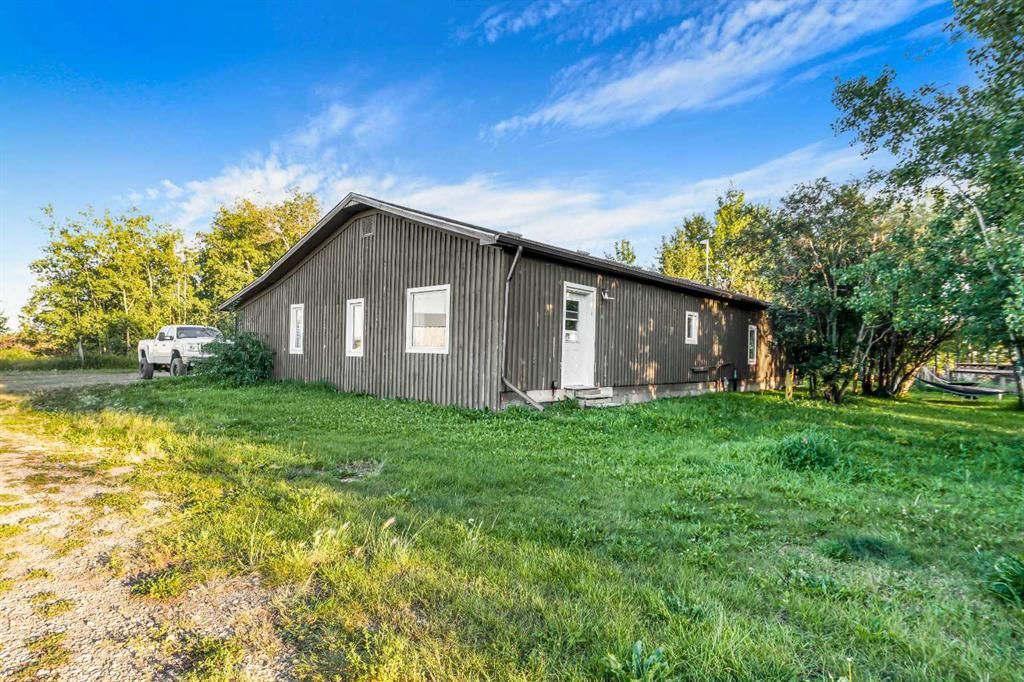704079 Range Road 93   - Photo 1