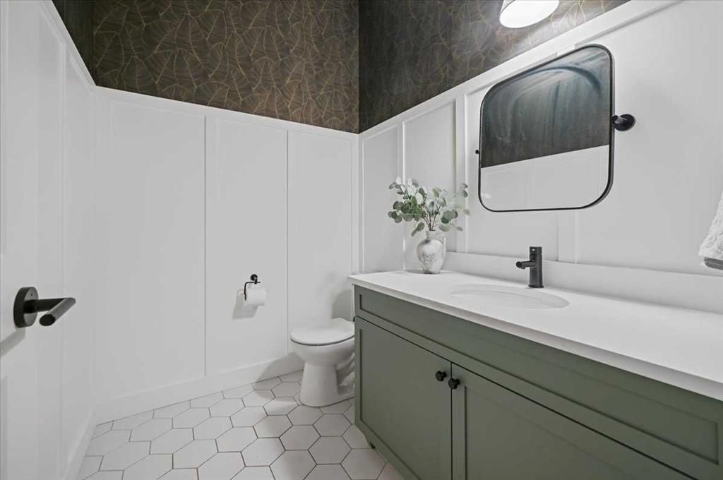 8205 121 Street  - Photo 8