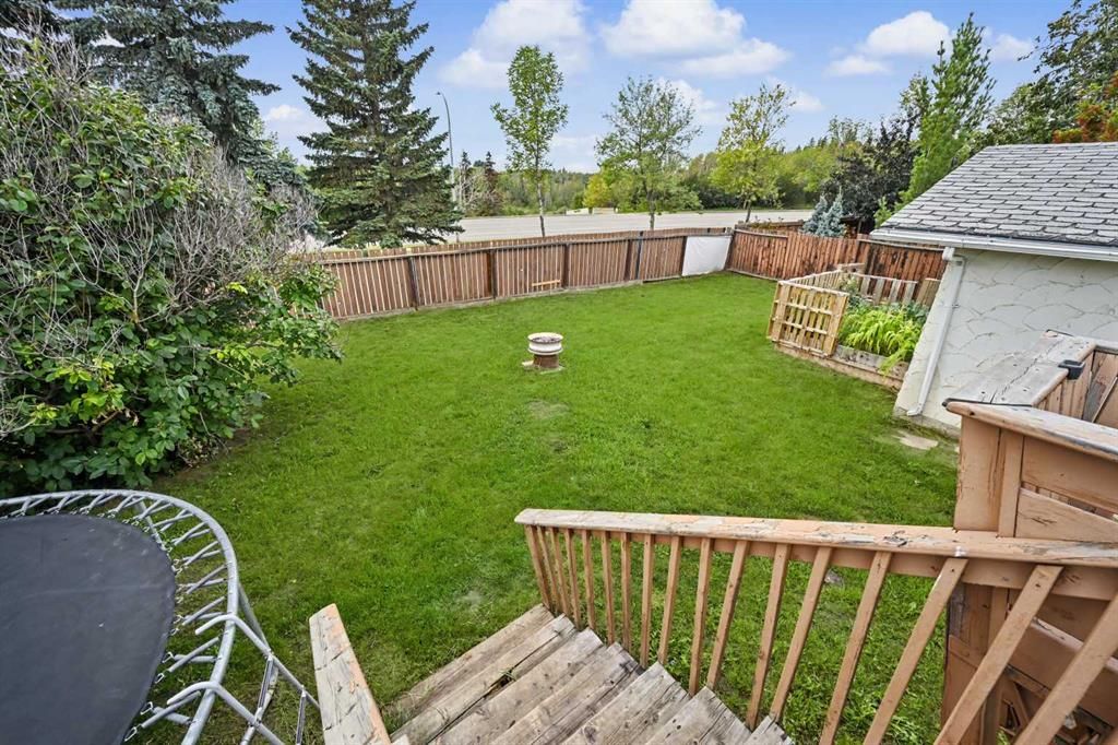 7330 99A Street  - Photo 26