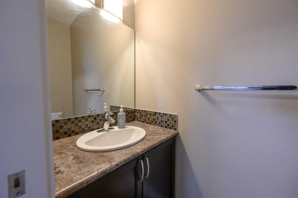 9433 88 Street  - Photo 9
