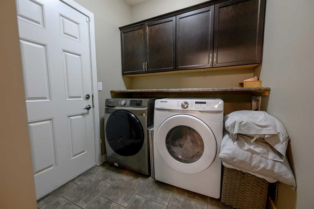 9433 88 Street  - Photo 11