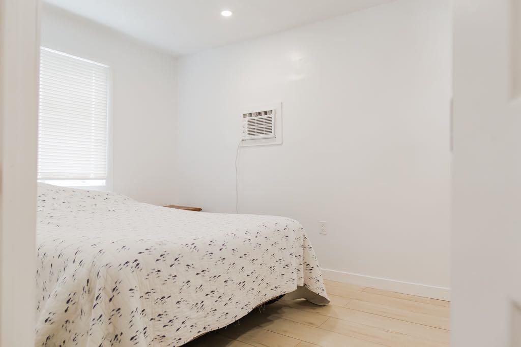 10306 106 Avenue  - Photo 11