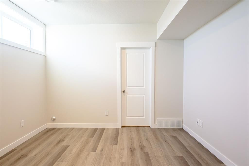 12906 87 Street  - Photo 23
