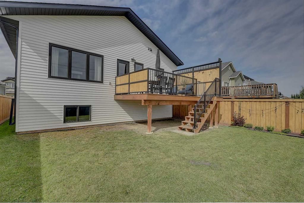 8613 88 Street  - Photo 33