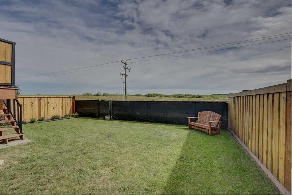 8613 88 Street  - Photo 34