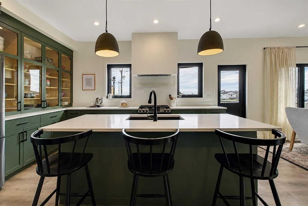 8613 88 Street  - Photo 6