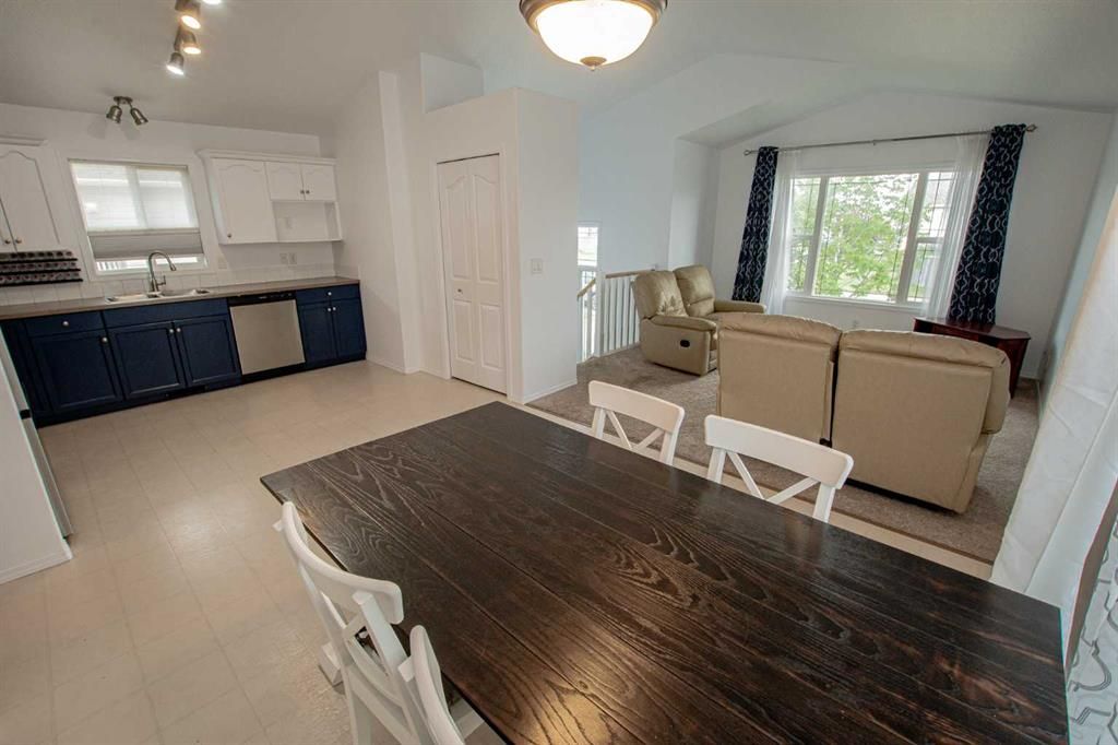 8005 Westpointe Drive  - Photo 10