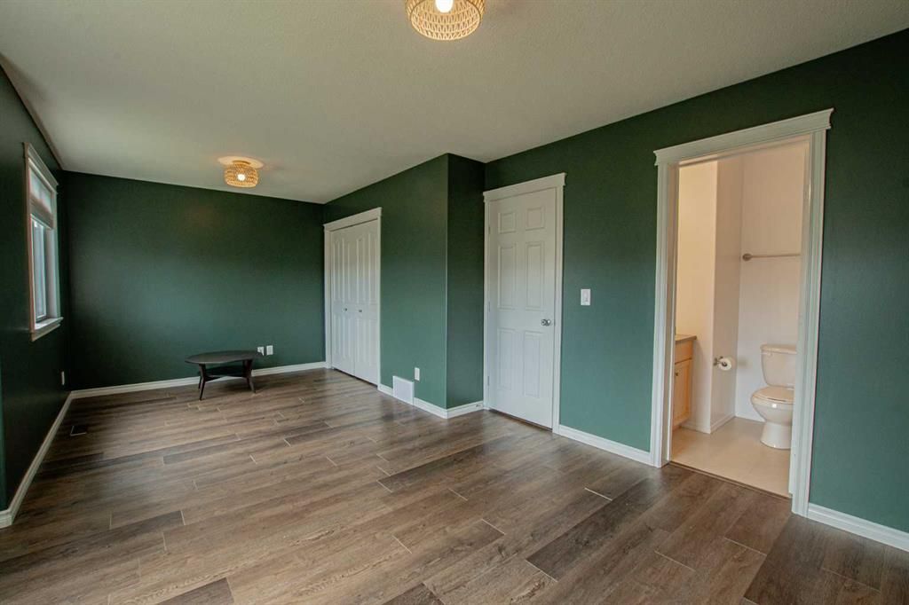 8005 Westpointe Drive  - Photo 14