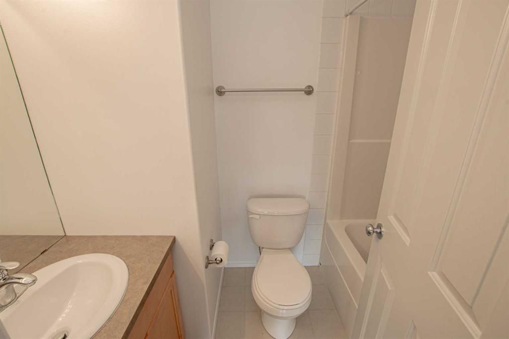 8005 Westpointe Drive  - Photo 15