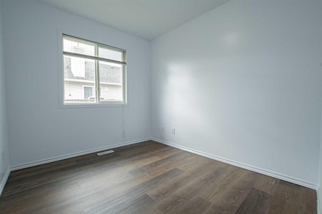 8005 Westpointe Drive  - Photo 16