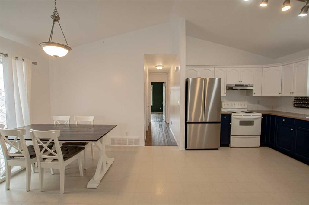 8005 Westpointe Drive  - Photo 8
