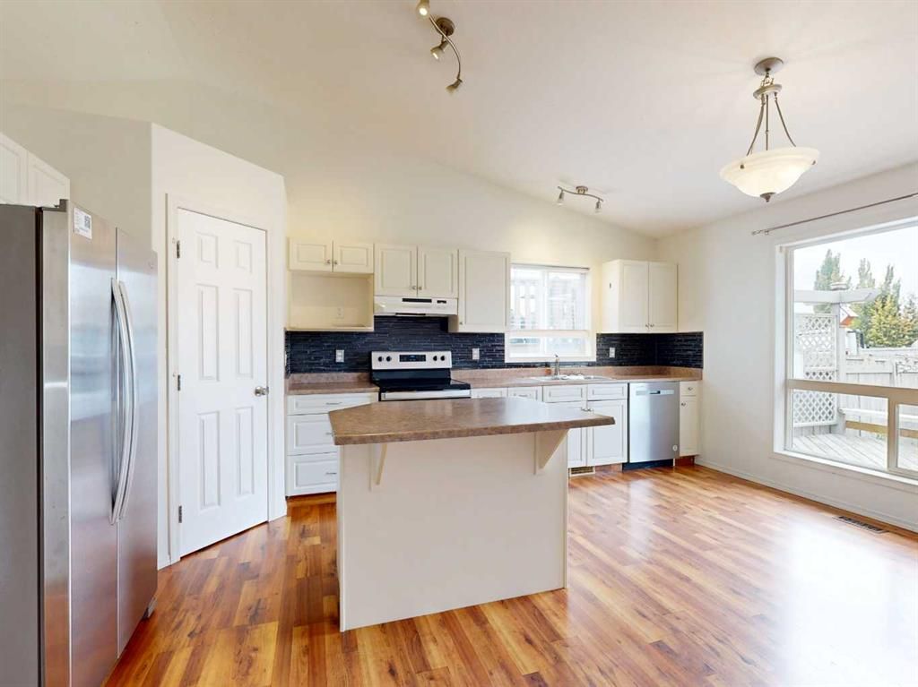 108 Pinnacle Boulevard  - Photo 12