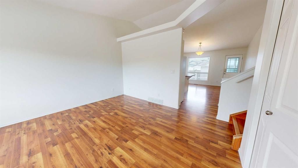 108 Pinnacle Boulevard  - Photo 4