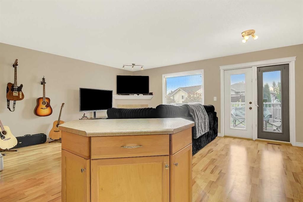 7027 112 Street  - Photo 8
