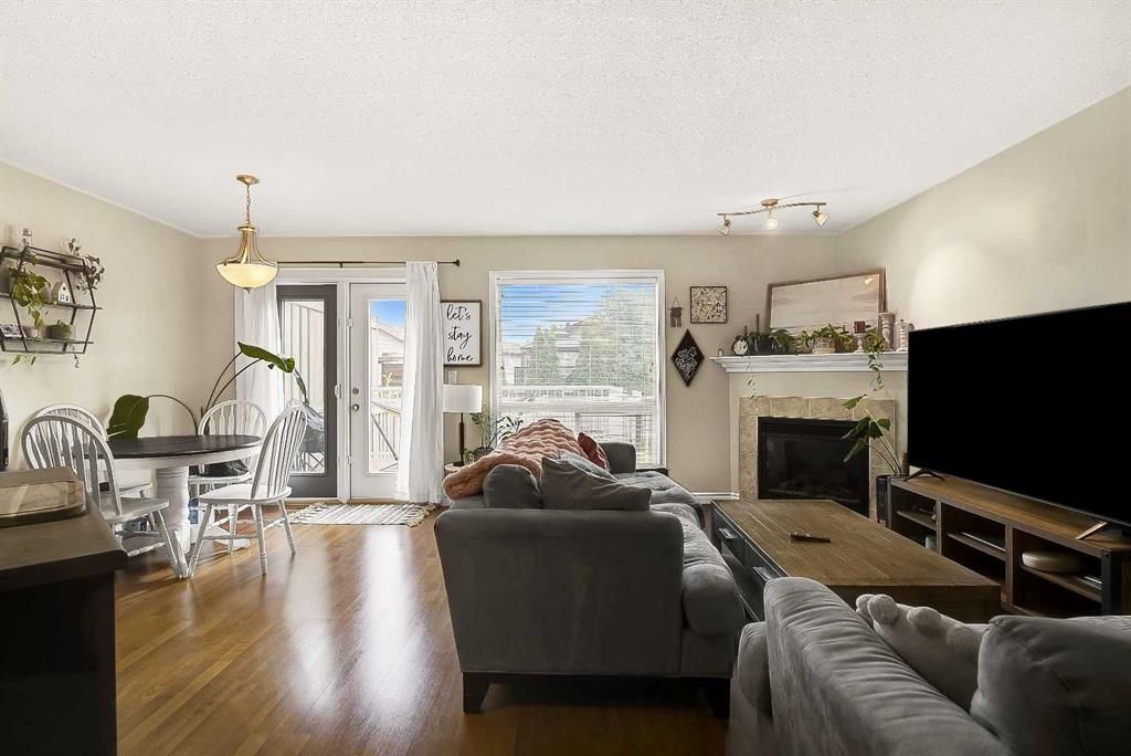 7025 112 Street  - Photo 4