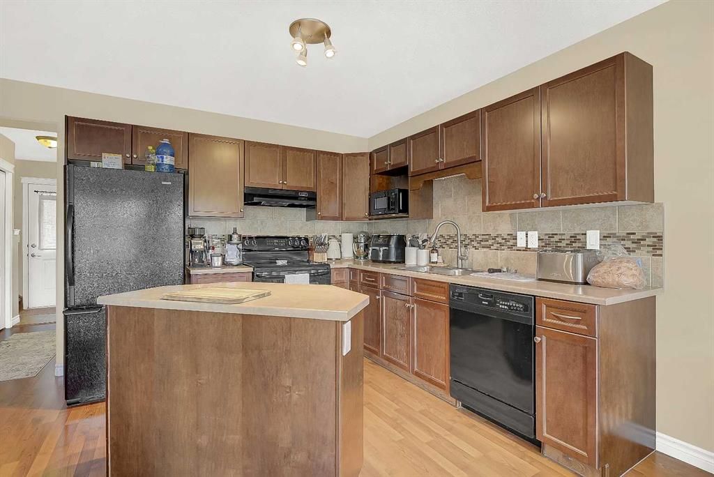 7025 112 Street  - Photo 5