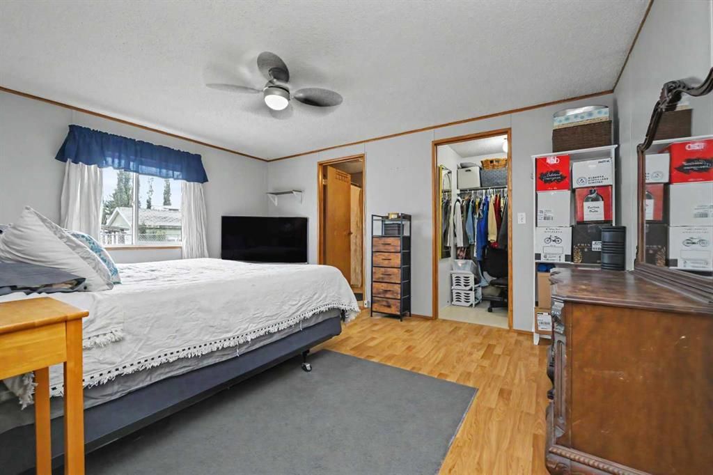 12123 98 Street  - Photo 12