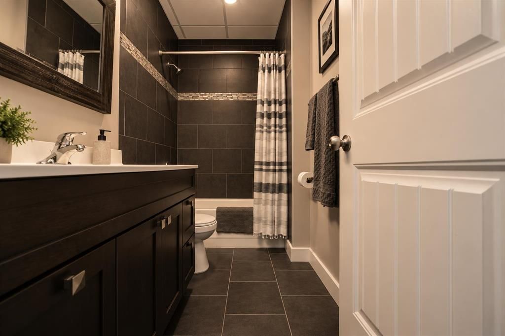 11029 60 Avenue  - Photo 39