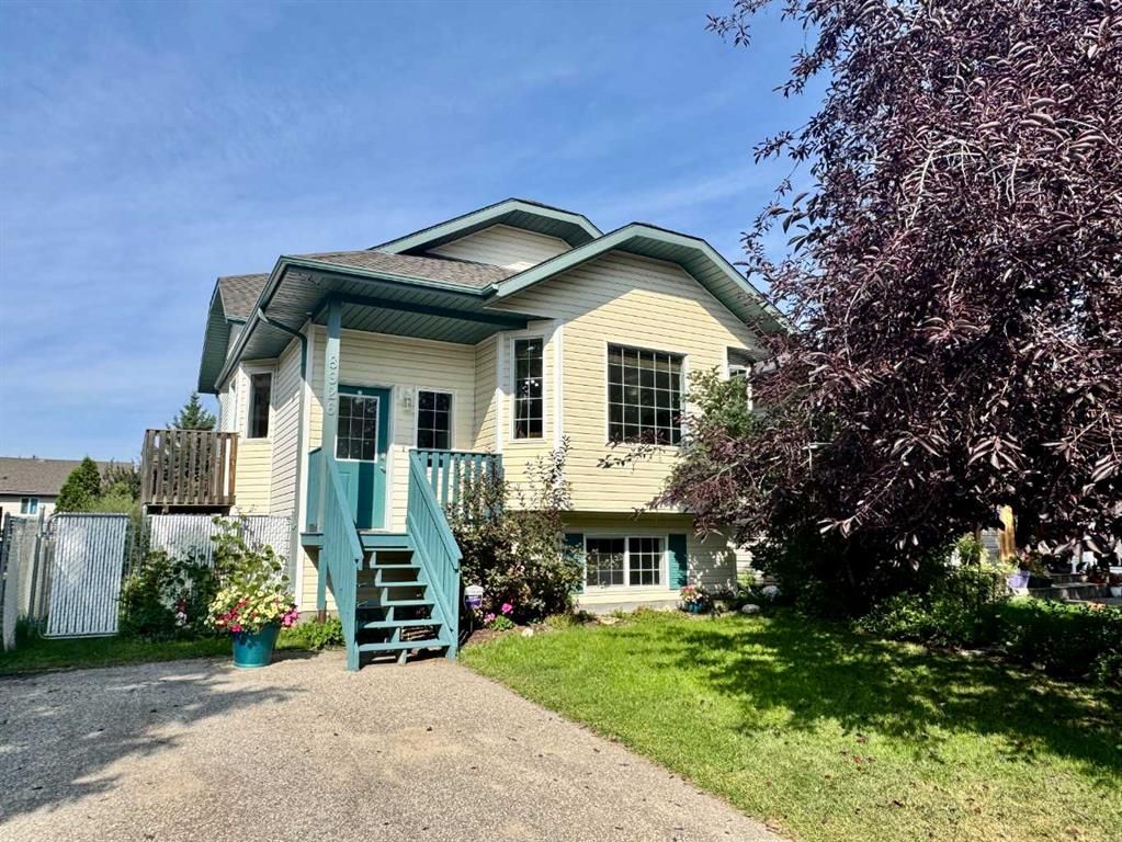 8926 64 Avenue - Photo 1