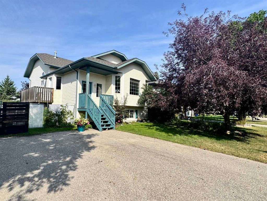 8926 64 Avenue  - Photo 2