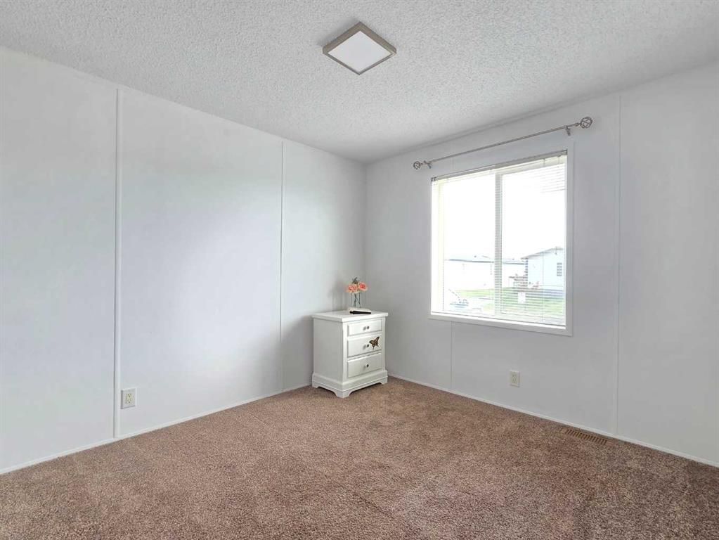 348 SCOTT Lane  - Photo 27