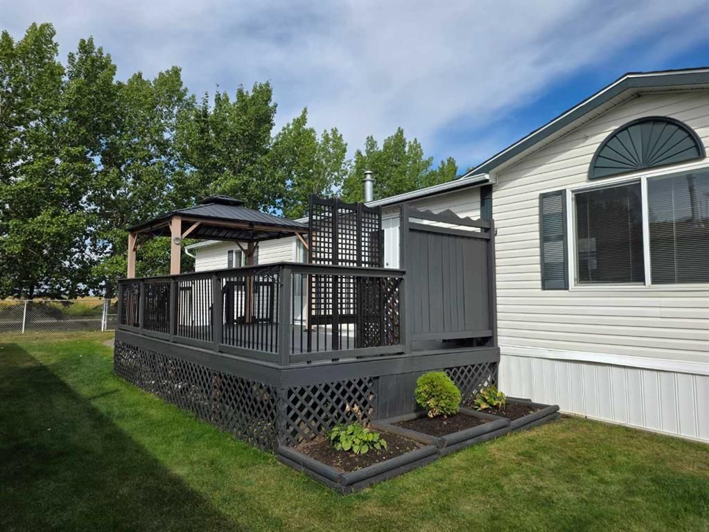 348 SCOTT Lane  - Photo 4