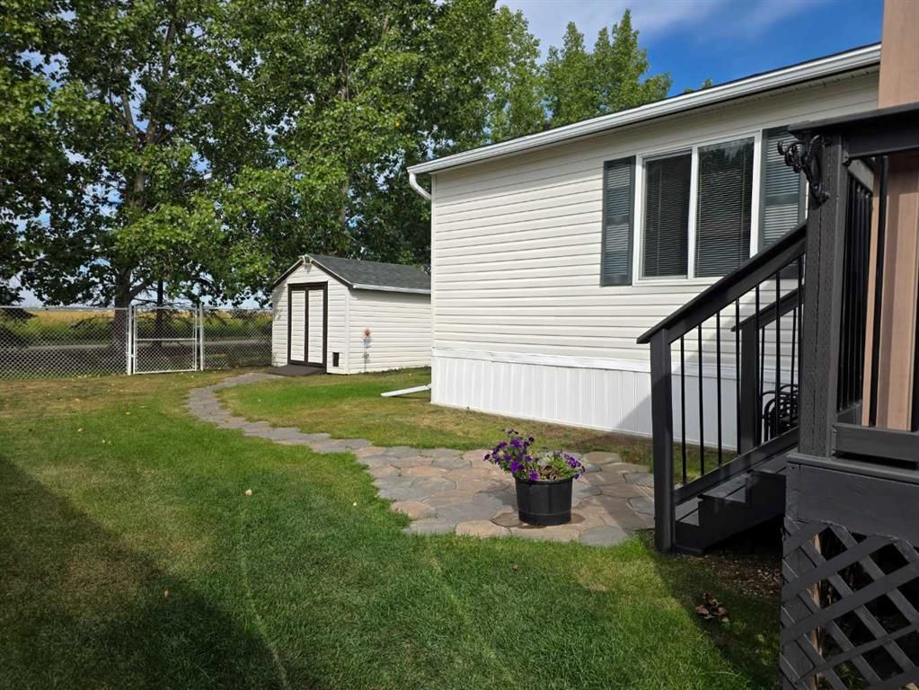 348 SCOTT Lane  - Photo 5