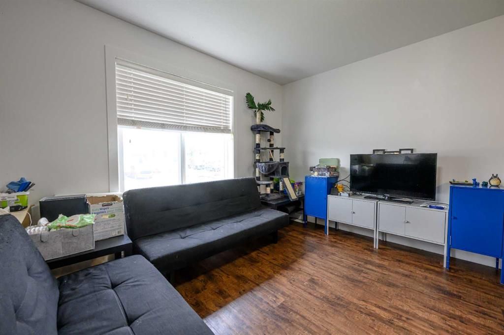 9507B 112 Avenue  - Photo 3