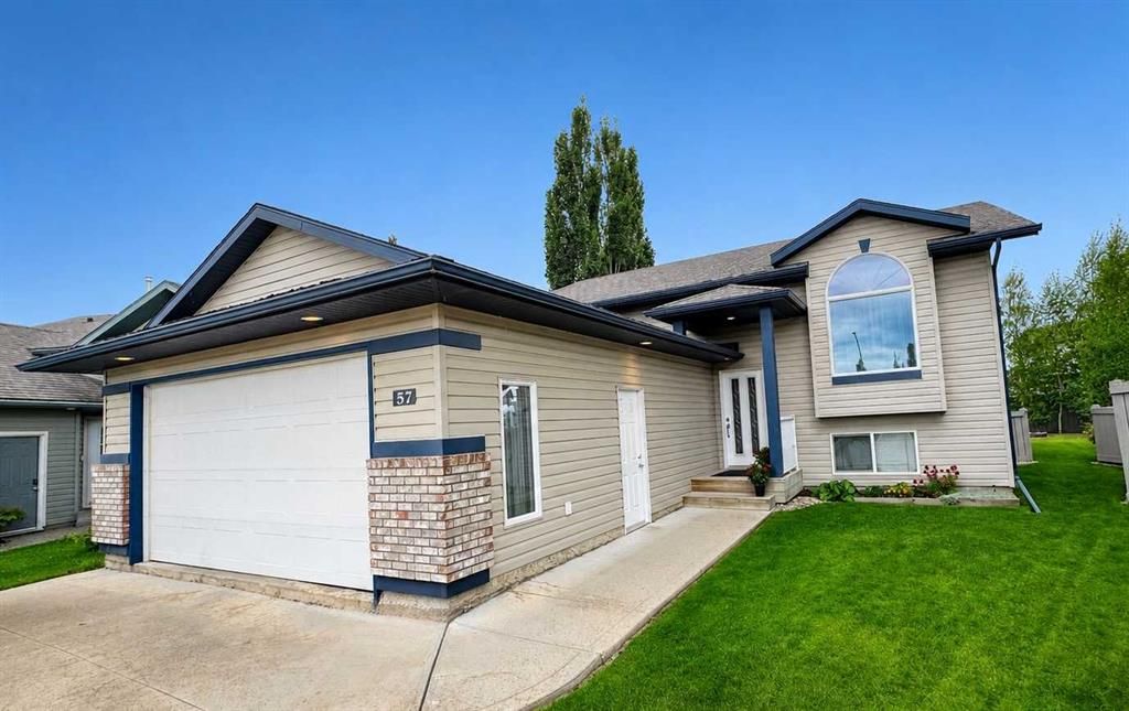 57 Pinnacle Heights  - Photo 1