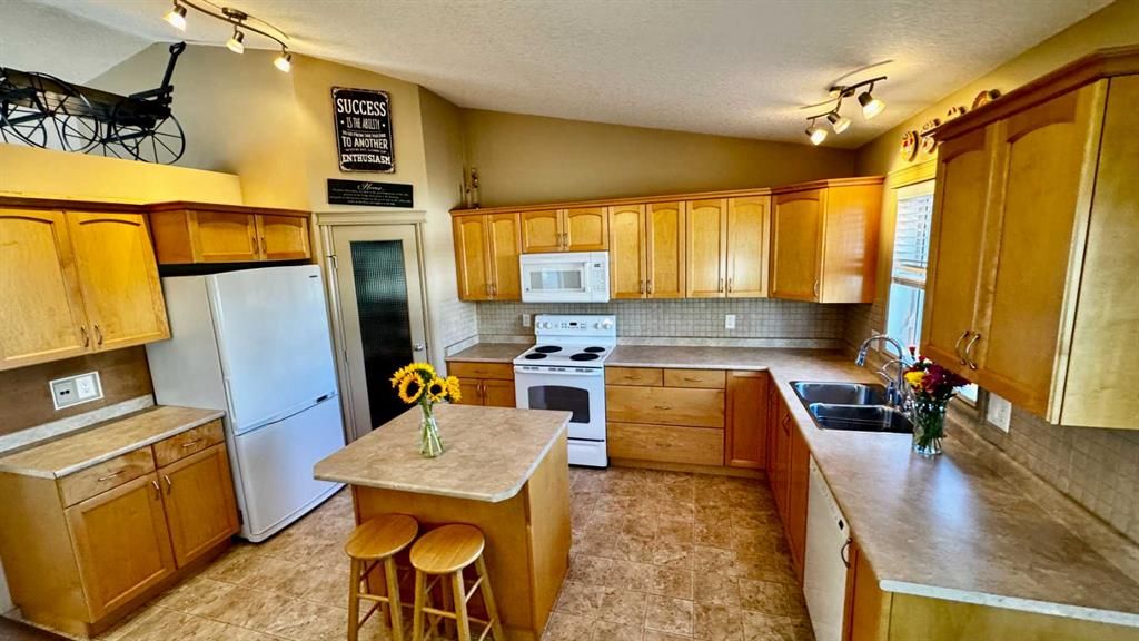 57 Pinnacle Heights  - Photo 3