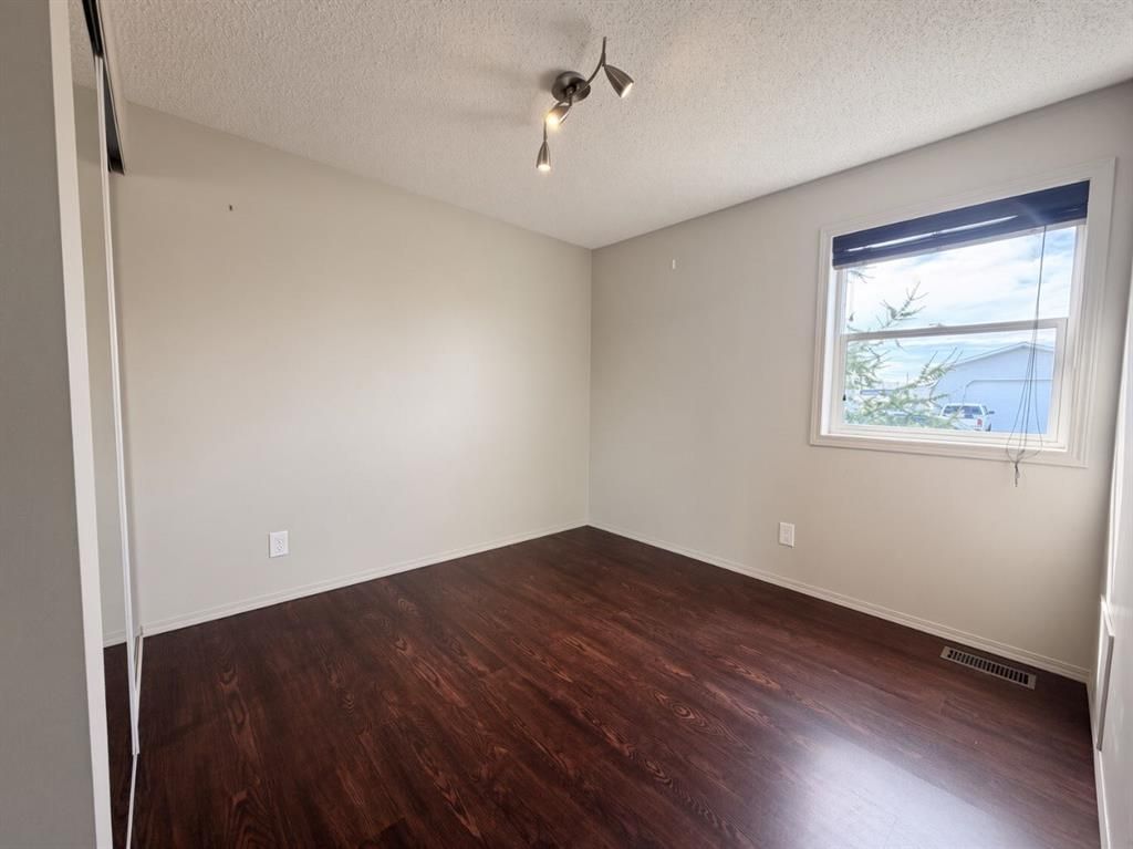 10817 97 Street  - Photo 10