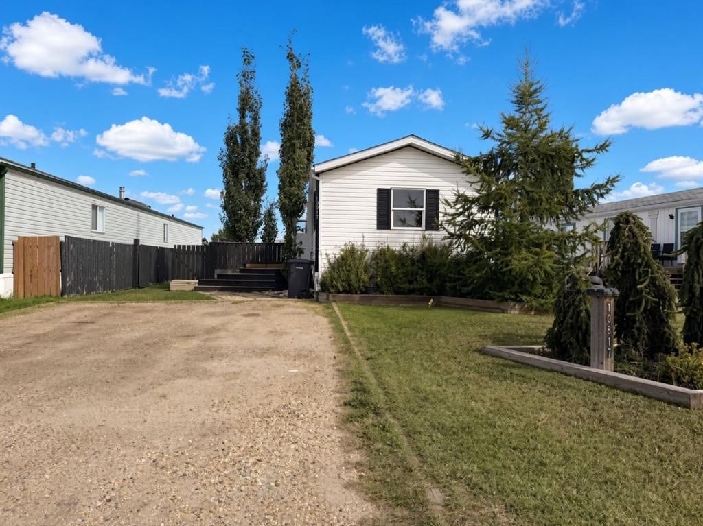 10817 97 Street - Photo 2
