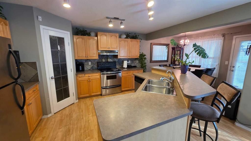 9209 129 Avenue  - Photo 3