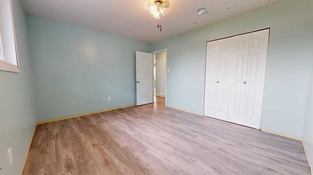 9915 97 Avenue  - Photo 11