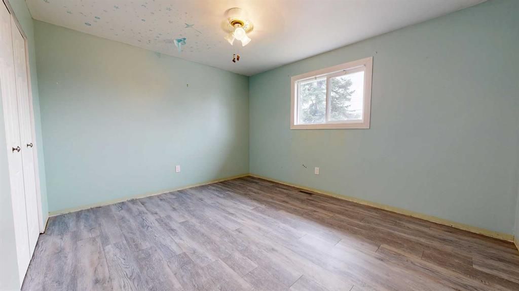 9915 97 Avenue  - Photo 12