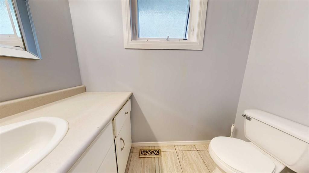 9915 97 Avenue  - Photo 16