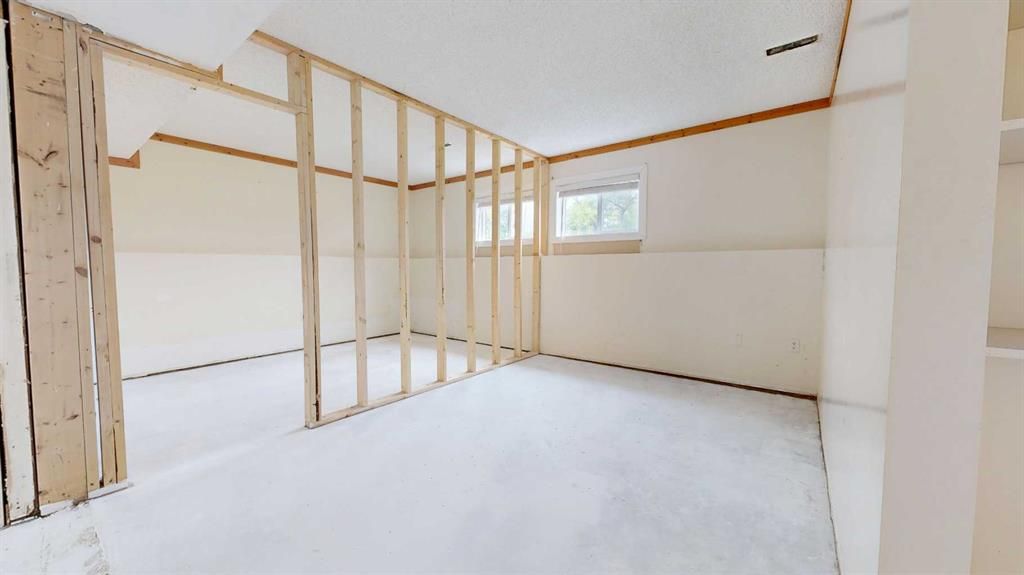9915 97 Avenue  - Photo 24
