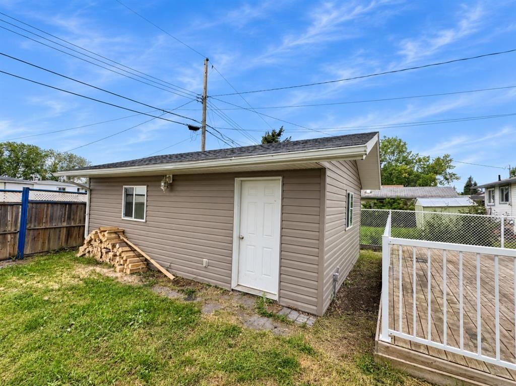 9915 97 Avenue  - Photo 26